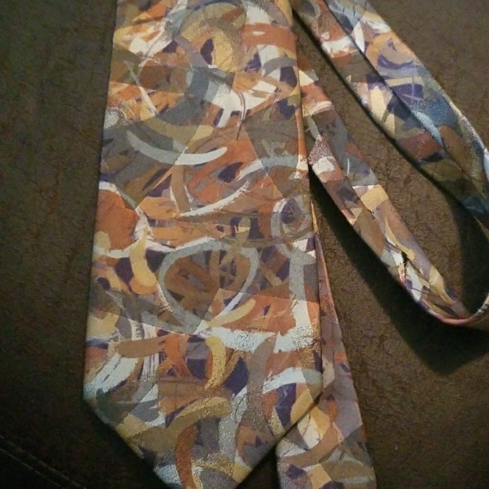 Tie👔